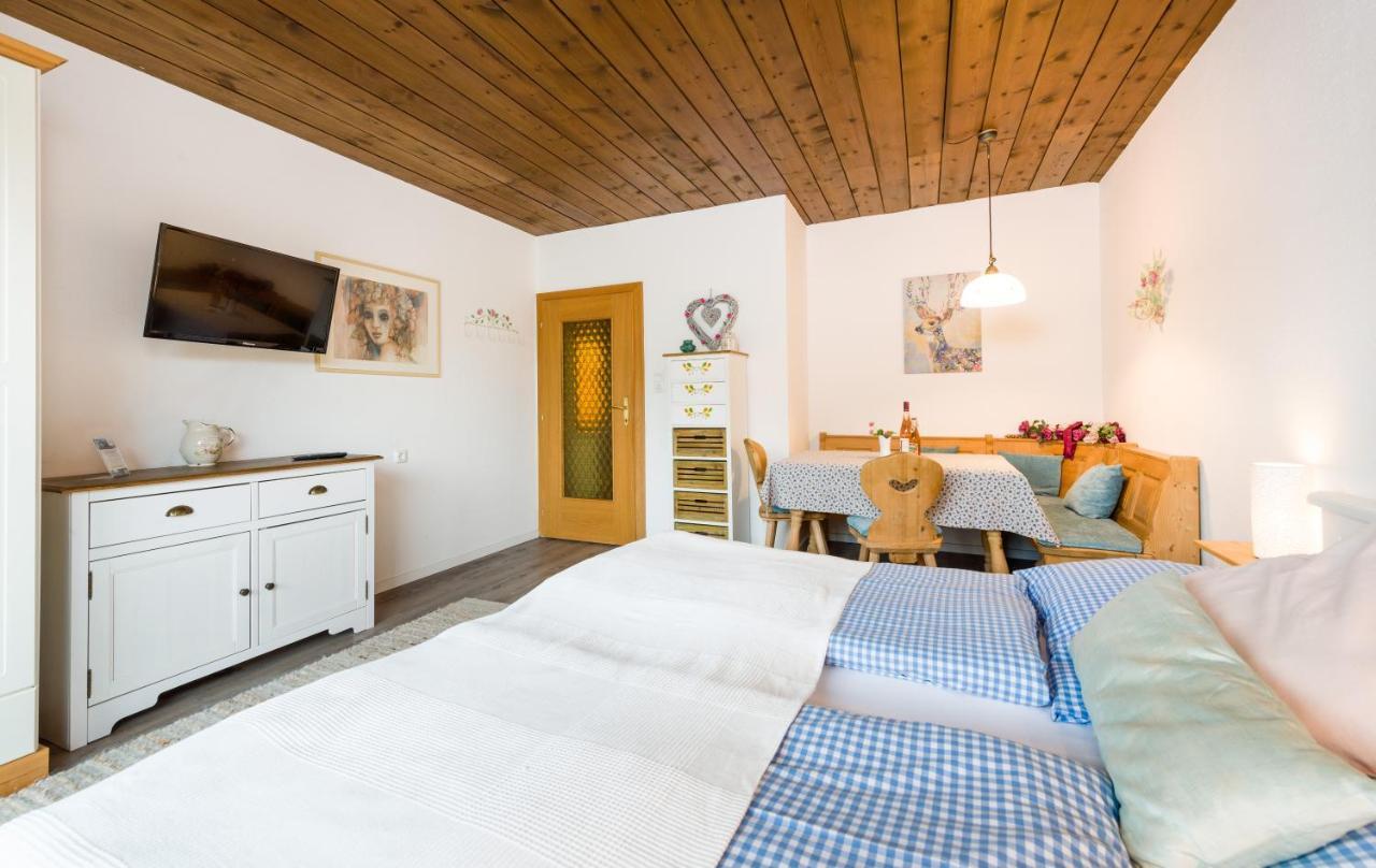 Tyrol Appartements Ehrwald Kültér fotó