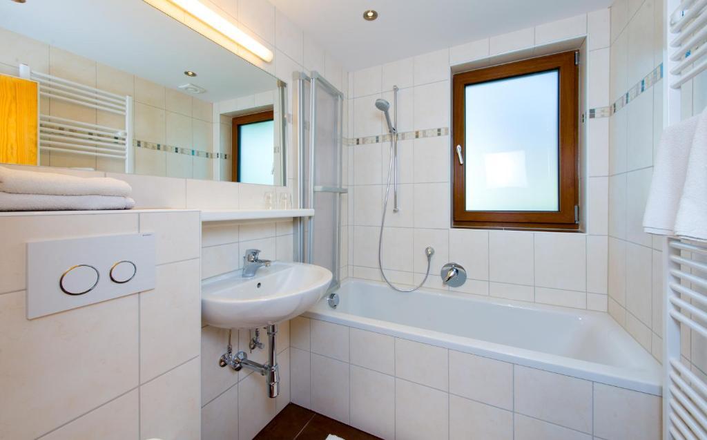 Tyrol Appartements Ehrwald Szoba fotó